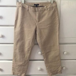 Tommy Hilfiger cotton khaki capri’s size 6